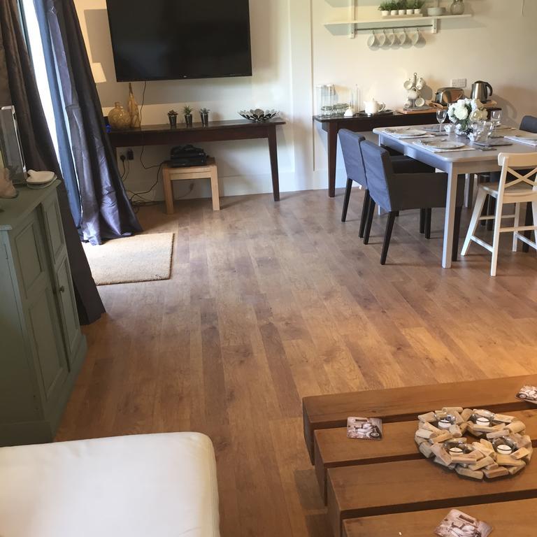 Willow Court Farm The Lodge & Petting Farm, 8 Mins From Legoland & Windsor, 15 Mins From Lapland Uk Esterno foto